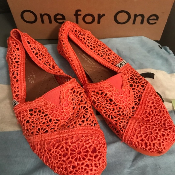 Crocheted Toms - Picture 1 of 1